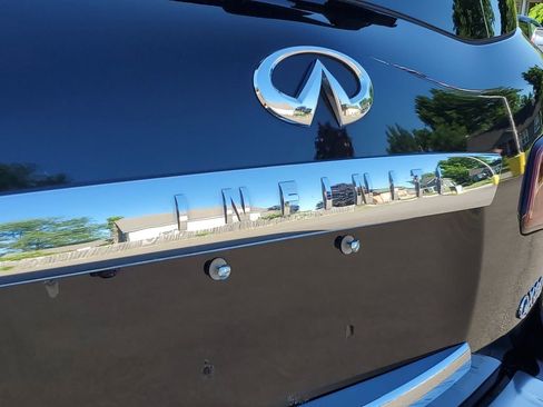 Used 2015 INFINITI QX80 4WD image 6