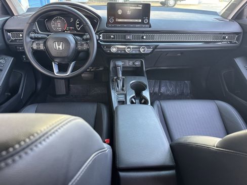 Used 2024 Honda Civic EX-L image 16
