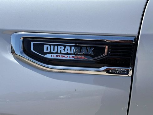 Used 2024 GMC Sierra 1500 Denali w/ Denali Reserve Package AWD/4WD image 10