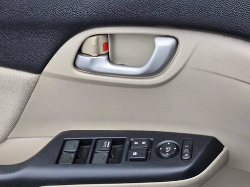 Used 2013 Honda Civic LX image 23