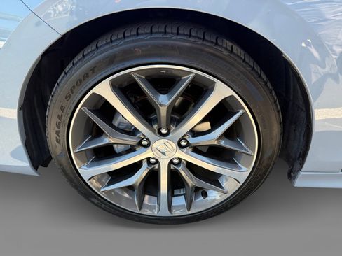Used 2023 Honda Civic Touring image 9