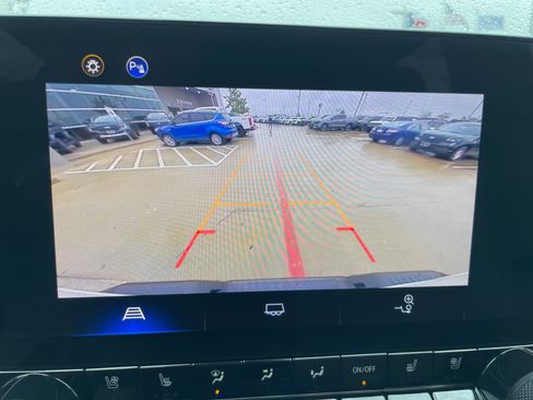 Used 2025 Chevrolet Colorado ZR2 image 19