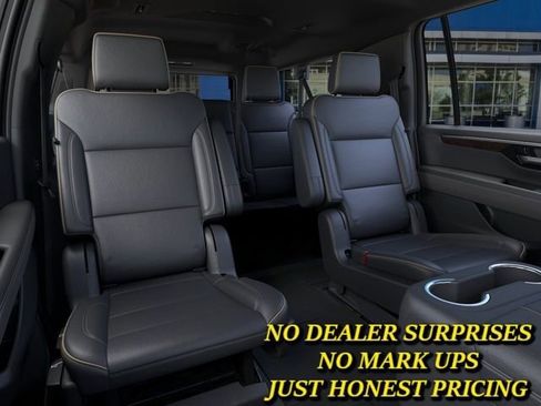 New 2026 Chevrolet Suburban Premier AWD/4WD image 17