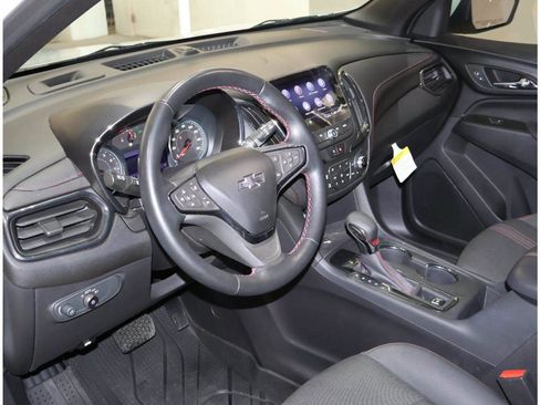 Used 2023 Chevrolet Equinox RS FWD image 12