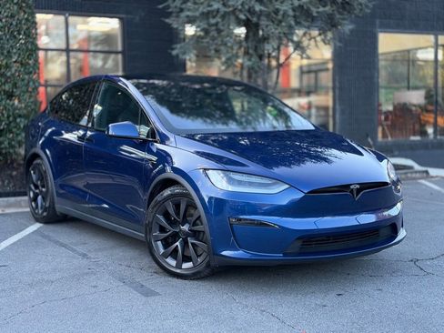 Used 2022 Tesla Model X image 7