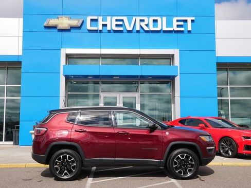 Used 2020 Jeep Compass Trailhawk w/ Cold Weather Group AWD/4WD image 25