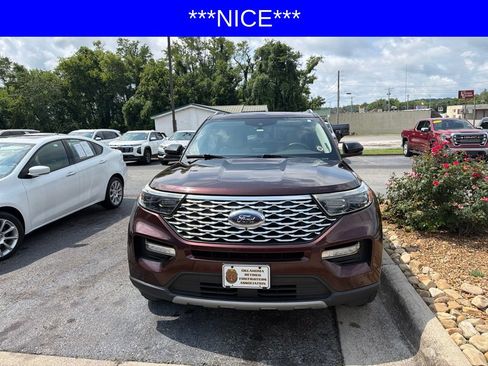 Used 2020 Ford Explorer Platinum w/ Premium Technology Package AWD/4WD image 2
