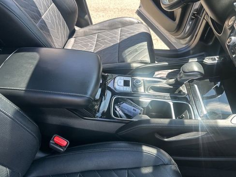 Used 2024 Kia Telluride SX X-Line AWD/4WD image 36