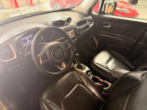 Used 2015 Jeep Renegade Limited AWD/4WD image 8