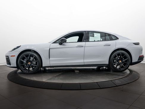Certified 2026 Porsche Panamera 4 AWD/4WD image 2