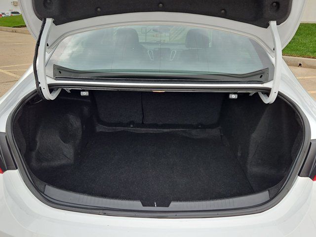 Used 2025 Chevrolet Malibu LT FWD image 6