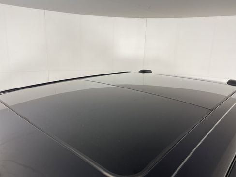 Used 2023 Ford F150 Lariat w/ Equipment Group 502A High image 6