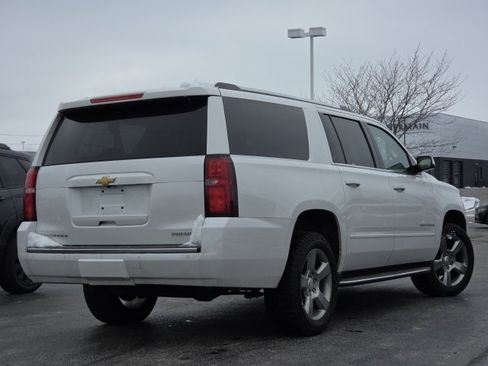 Used 2019 Chevrolet Suburban Premier image 11