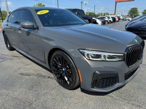 Used 2022 BMW 750i xDrive w/ Executive Package AWD/4WD image 8