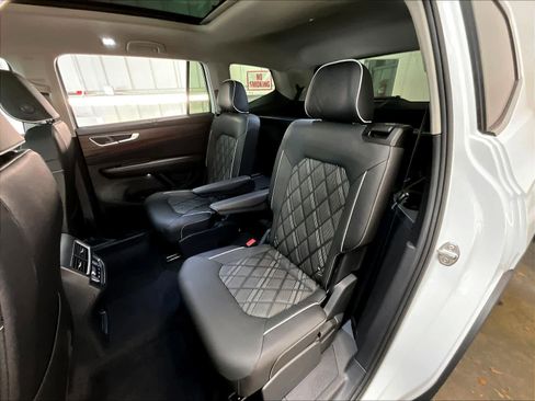 New 2026 Volkswagen Atlas SEL Premium R-Line image 12