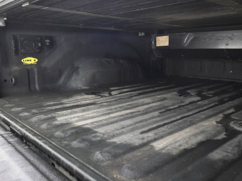Used 2022 RAM 2500 Laramie AWD/4WD image 5