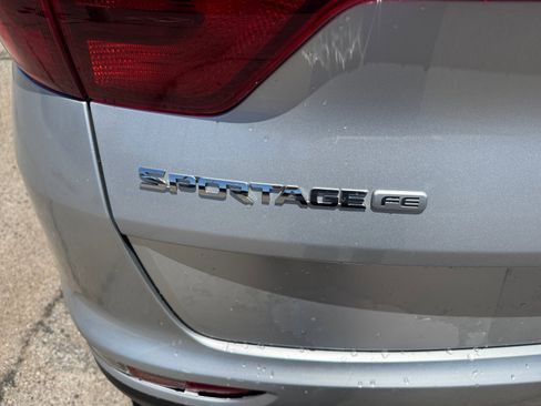 Used 2018 Kia Sportage LX FWD image 24