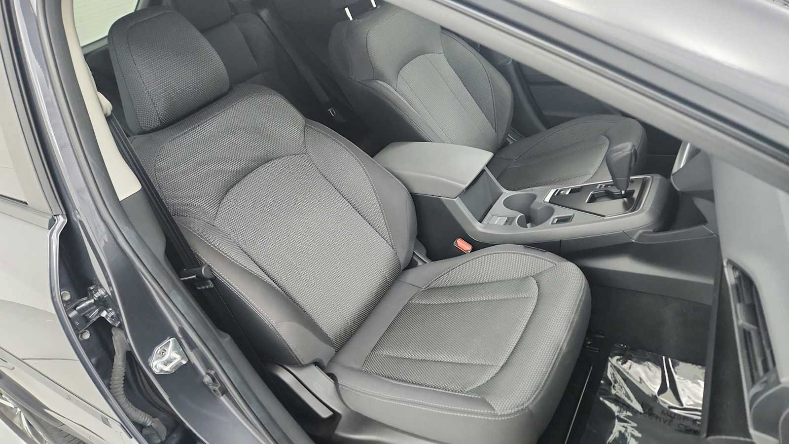 Certified 2024 Subaru Crosstrek 2.0i Premium AWD/4WD image 37