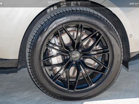 Used 2023 Land Rover Range Rover SE image 42