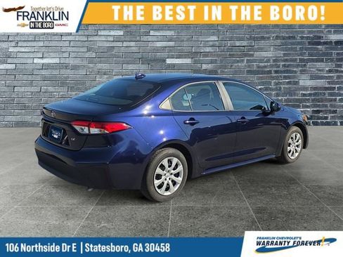 Used 2025 Toyota Corolla LE FWD image 6
