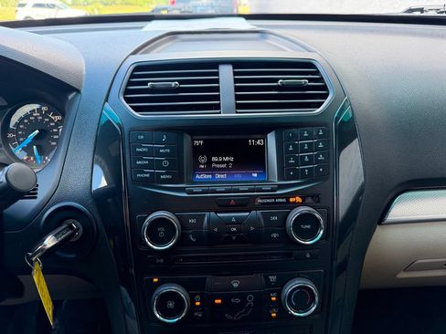 Used 2017 Ford Explorer 4WD image 11