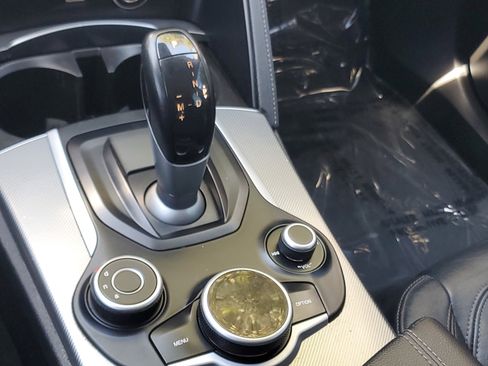 Used 2018 Alfa Romeo Stelvio Sport w/ Quick Order Package 22J Sport image 28