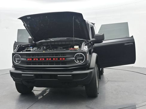 Used 2022 Ford Bronco 2-Door AWD/4WD image 45