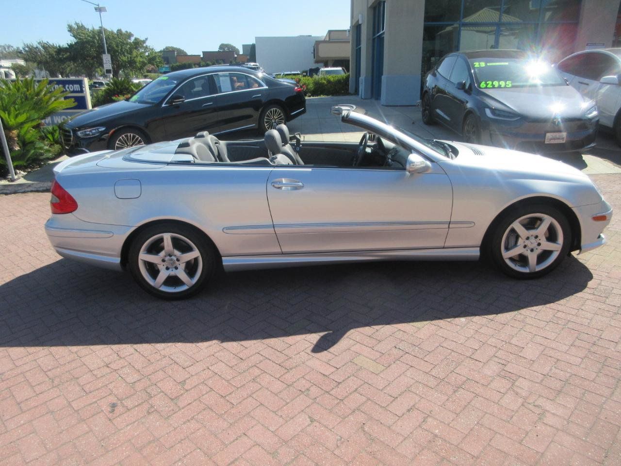 Used 2006 Mercedes-Benz CLK 500 Cabriolet image 44