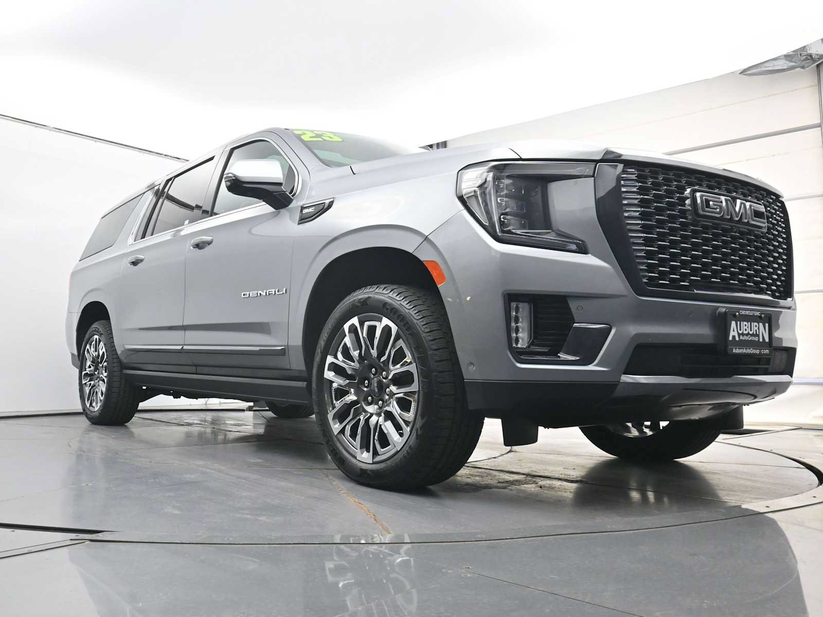 Used 2023 GMC Yukon XL Denali Ultimate AWD/4WD image 20