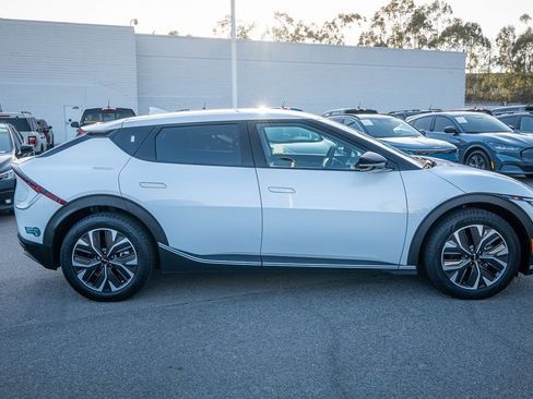 Used 2024 Kia EV6 Light image 5