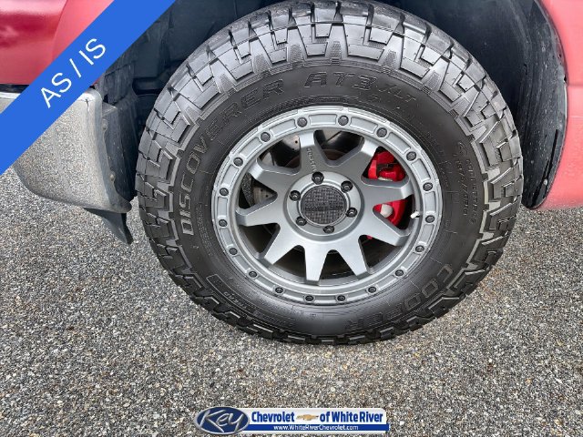 Used 2017 Nissan Titan SV AWD/4WD image 34