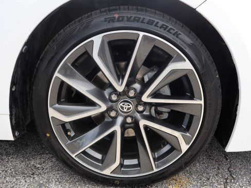 Used 2020 Toyota Corolla SE FWD image 29