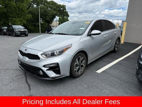 Used 2021 Kia Forte LXS FWD image 6