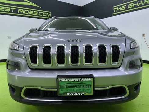Used 2016 Jeep Cherokee Limited w/ Trailer Tow Group AWD/4WD image 3