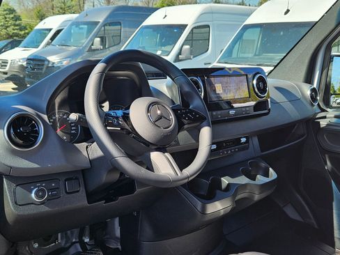 New 2026 Mercedes-Benz Sprinter 2500 image 14