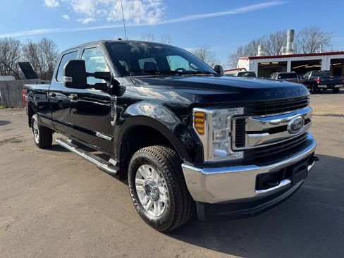 Used 2018 Ford F350 XLT image 7