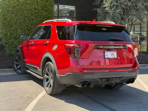Used 2020 Ford Explorer Platinum w/ Premium Technology Package image 19