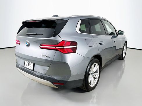 Used 2025 BMW X3 xDrive30i AWD/4WD image 5