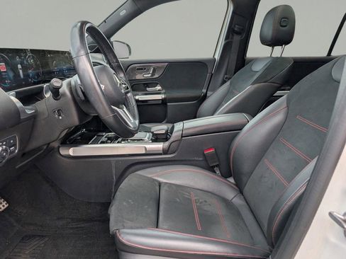 Used 2021 Mercedes-Benz GLB 250 GLB 250 image 18