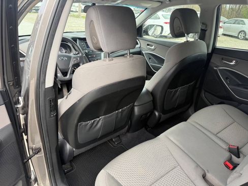 Used 2018 Hyundai Santa Fe Sport w/ Cargo Package FWD image 23