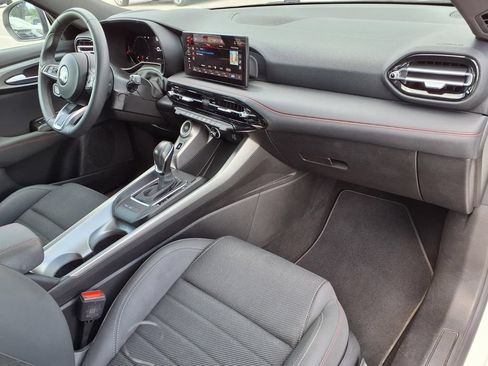 Used 2024 Dodge Hornet GT AWD/4WD image 11