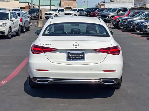 Used 2025 Mercedes-Benz C 300 Sedan image 3