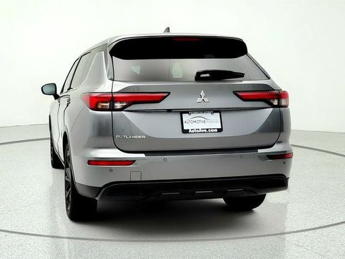Used 2022 Mitsubishi Outlander SEL Black Edition FWD image 6
