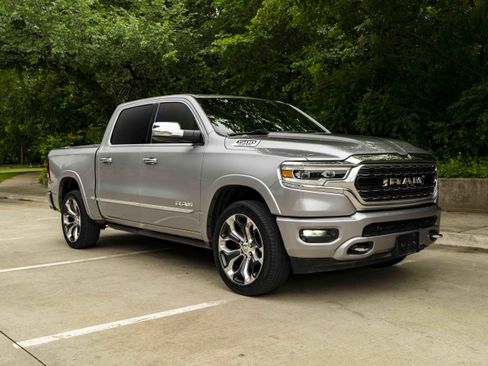 Used 2019 RAM 1500 Limited w/ Advanced Safety Group RWD image 2