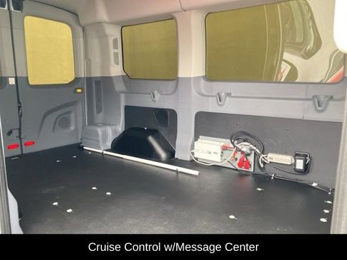 Used 2019 Ford Transit 150 XLT image 6