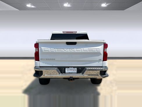 Used 2021 Chevrolet Silverado 1500 LT AWD/4WD image 9