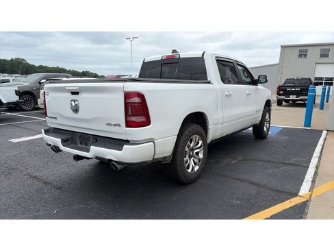 Used 2024 RAM 1500 Laramie AWD/4WD image 3