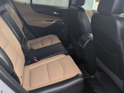 Used 2023 Chevrolet Equinox Premier image 27