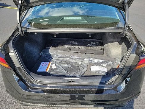 Used 2025 Nissan Altima 2.5 SV w/ SV Special Edition Package image 19