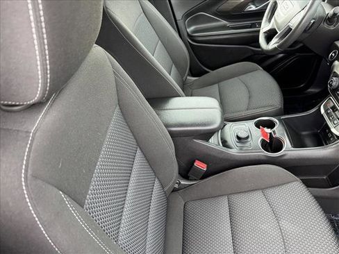 Used 2024 GMC Terrain SLE image 20